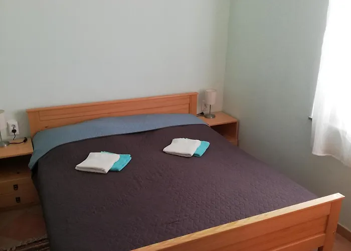 Antonia شقة Dobova