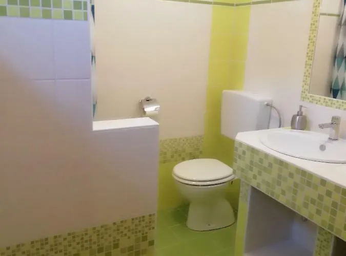 Antonia شقة Dobova